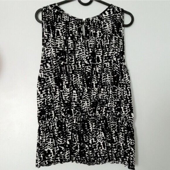 BANANA REPUBLIC Peplum Sleeveless Top B&W Watercolor Dot Print Sz M - Picture 7 of 10